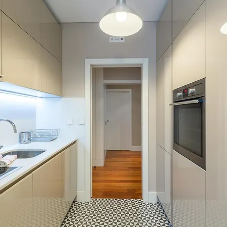Cardosas Story Apartments By Porto City Hosts *
